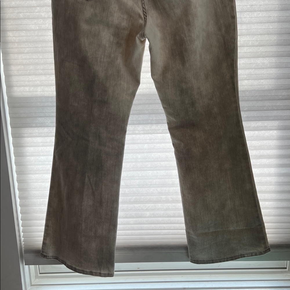 Chico's Platinum Denim in Light Tan - Picture 5 of 6